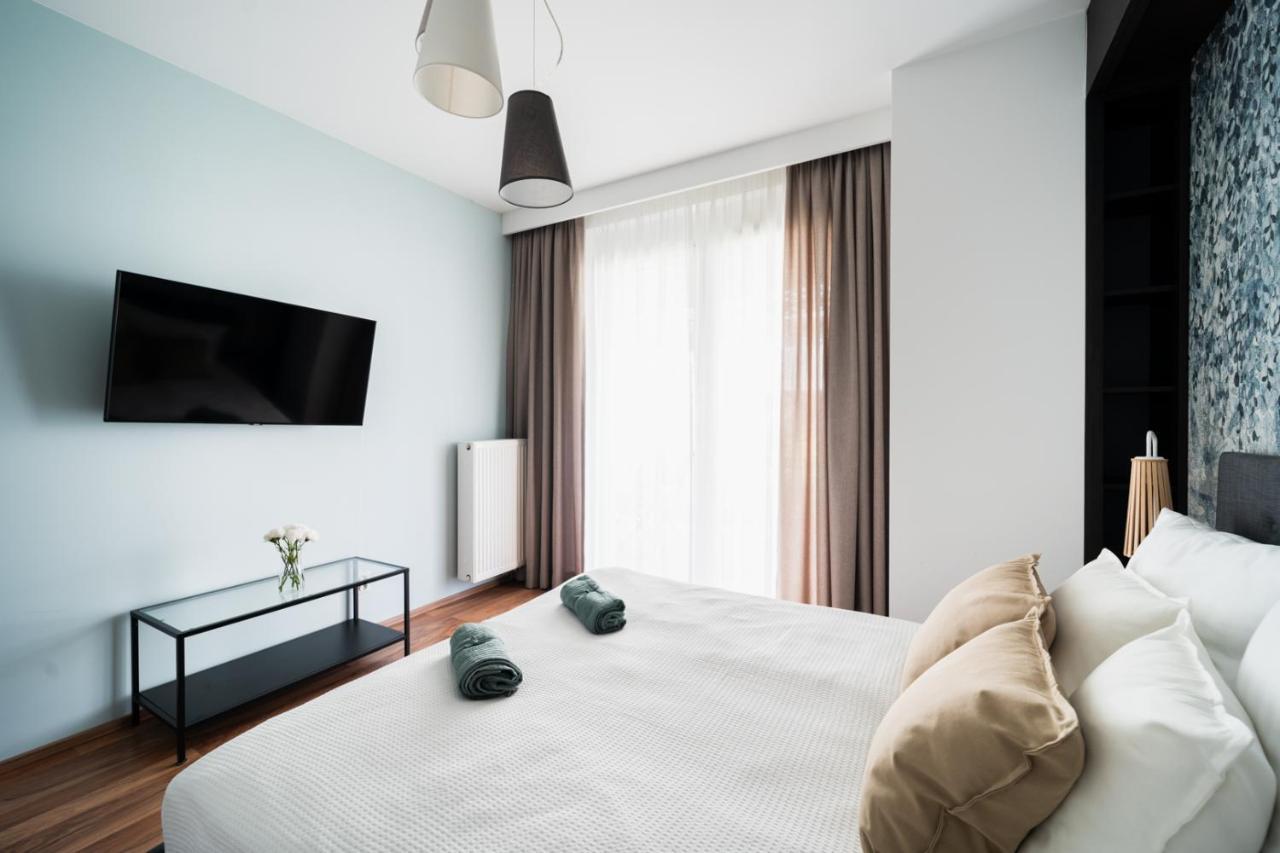 Big Apart - Atal Towers - 3 Rooms - Private Parking Place فروتسواف المظهر الخارجي الصورة